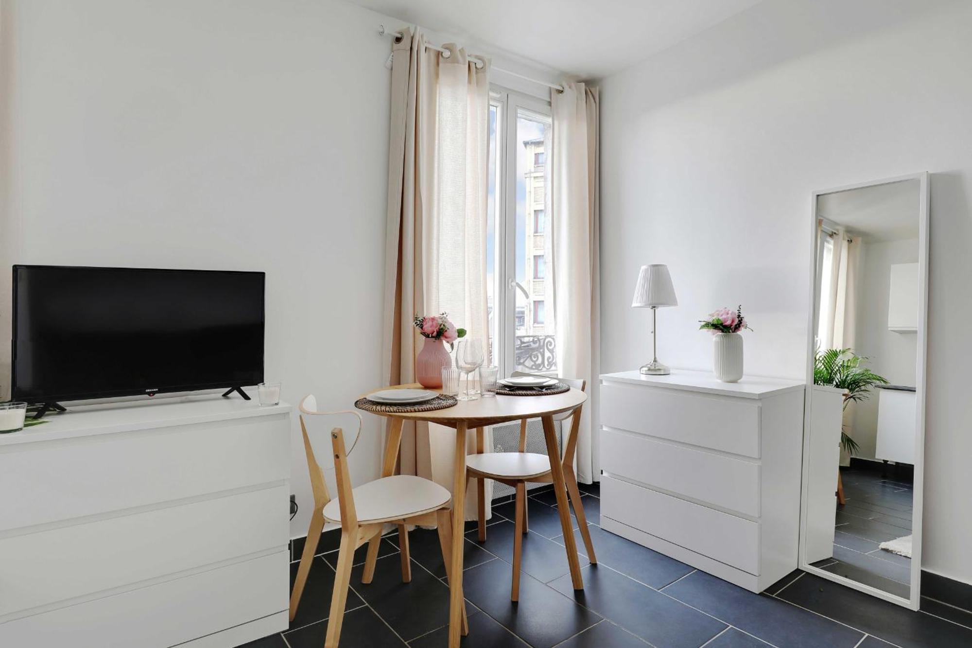 Cmg - Residence Edouard Vaillant Pantin Buitenkant foto